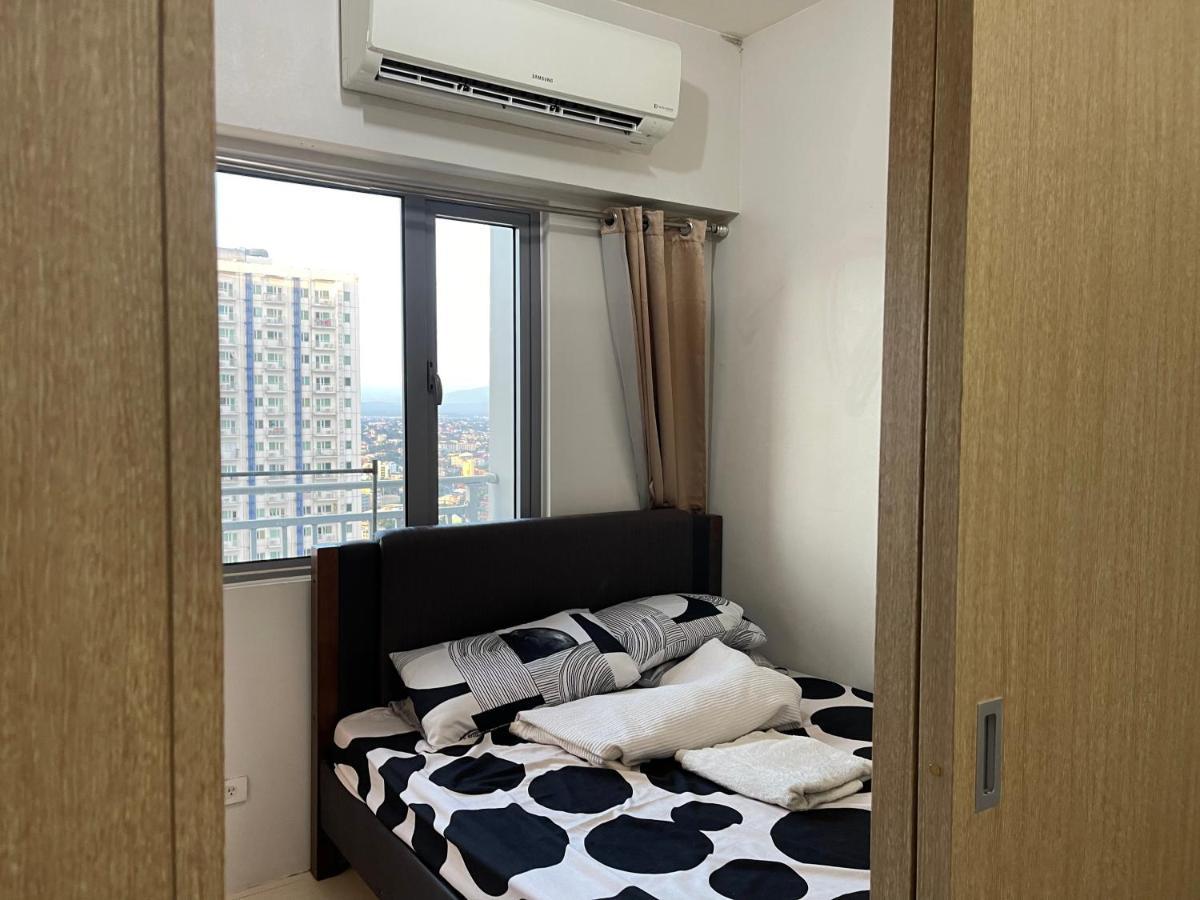 Relaxing City View Aparthotel Manila Exterior photo